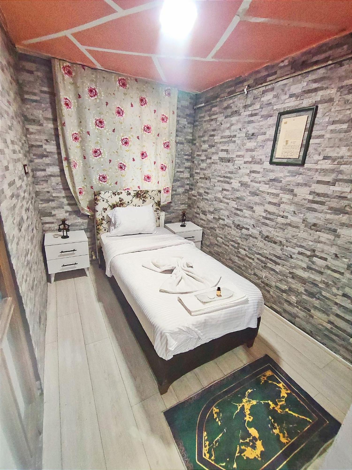 Taksim Luxurious Style Hotel Istanboel Buitenkant foto
